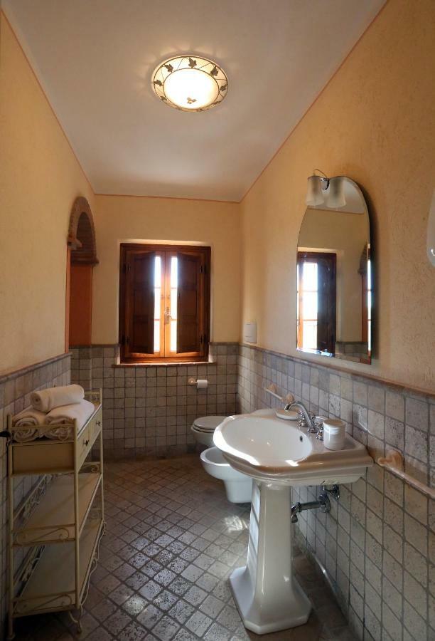בית הארחה Buti 	Molino Del Rotone מראה חיצוני תמונה